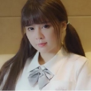 果冻传媒女神《谢语彤》四部合集