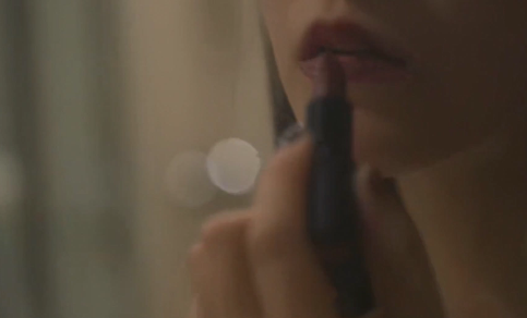 p站网红女神【TJ】劲爆自拍，布料极少服装香肩半露