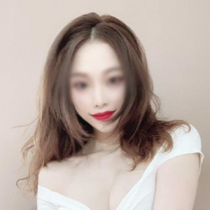 “推特人气网红阿崩经典有尺度作品，精彩不容错过！”