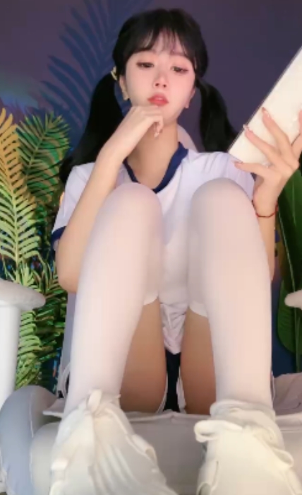 神秘维妮主演《剧情丝足指教》，收藏量高达60，精彩不容错过