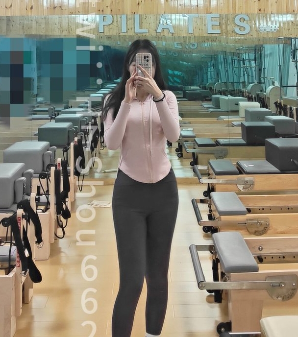 双马尾福利姬鹤酱最新更新视频合集，包含5个视频，总大小71v19.4g，收藏量达294，快来下载！