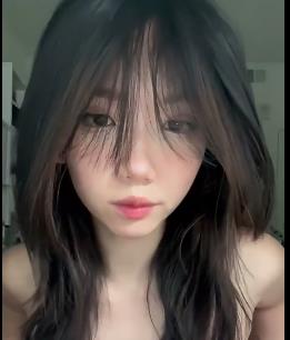 混血福利姬视频平台超绝美aryminh最新合集18V1.8G，自拍出品