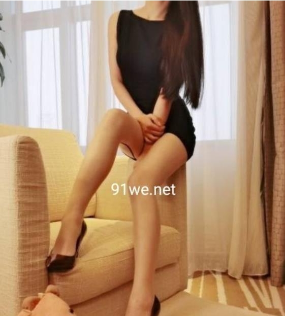 虎牙人气火爆土豪至爱优质美女“初见美翻天”最新露脸浮力自拍稀缺合集(107V22P)