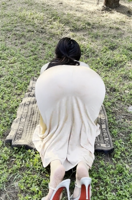 微密圈顶级VIP迷人五姨太最新合集96V2310P14.3G，巨臀开脚高清原档