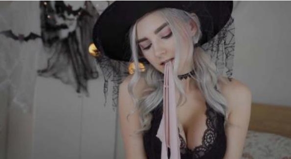 P站网红AvrilxLust最新合集1V1G，魅惑风情