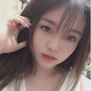 网红小乃包甜美合集50V30G，颜值与魅力并存