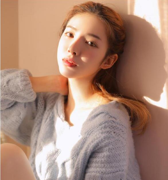 露西宝贝黑丝御姐VIP合集4.9G太诱人了