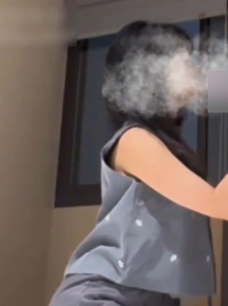 丰满诱人jamal060913视频合集17部59.2G91强推