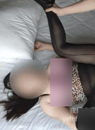 夜乐夫妻9.14红高跟豹丝800MB居家战场第一视角