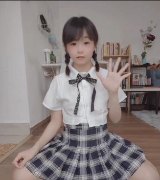 OnlyFans罗布林女装男友合集31V5.8G优质收藏
