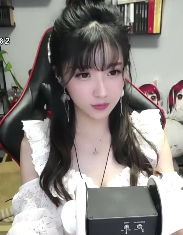 37.4G小女巫露斗鱼合集130部清纯风范