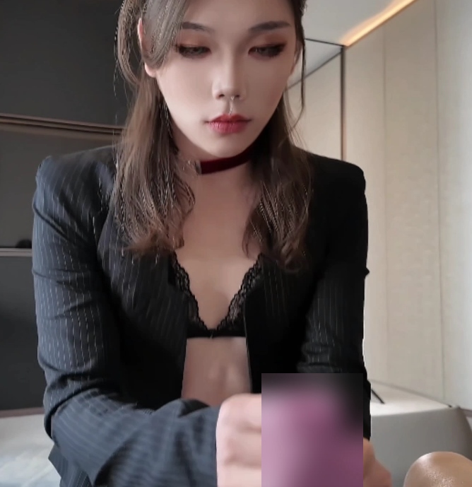 推特渡渡TS伪娘上司1V3.2G优质