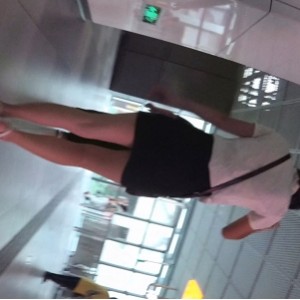 22部街拍机场地铁CD48G诱人某社区