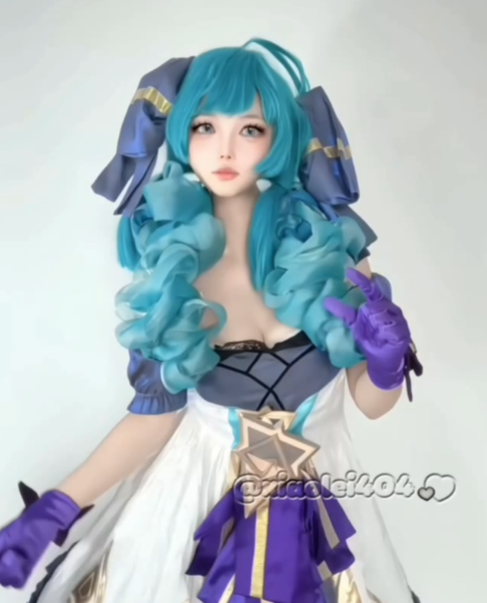 抖音希尔薇绝密福利72V+206P3.41G内部展示