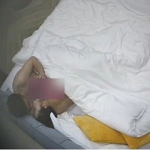 劲爆上帝视角老夫少妻床上游戏223部502.8MB