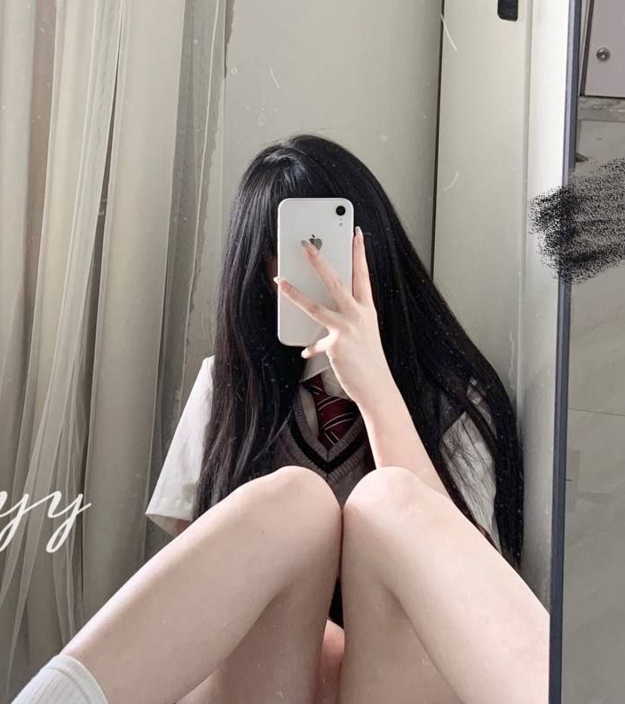 **推特困困熊福利姬视频85部882MB嫩**