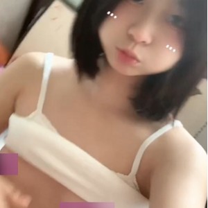 推特邢可欣私密视频23部329M青涩诱人