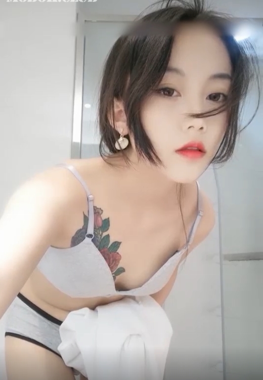 大学妹教室后座私密合集1V0.6G经验之谈