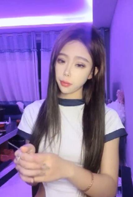 美拍星星奇妙姿态珍藏52集46.2G弧度很惊人
