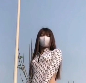火辣身材柚柚琪宝快手辣舞20部2.25G合集