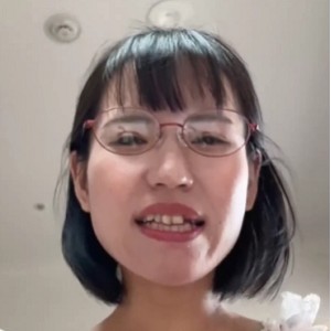FC2眼镜萌妹绝活嘴艺1V4G甜到犯规